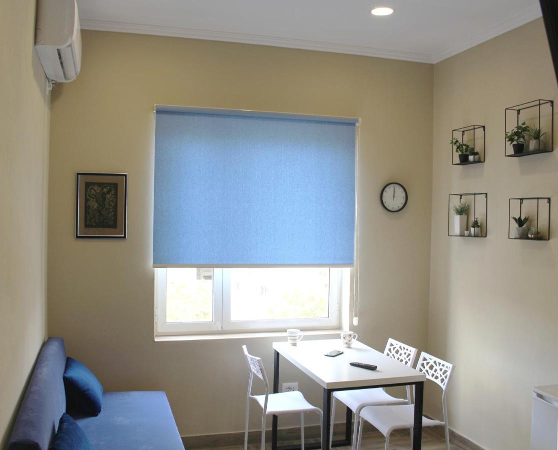 Apartament 2v1 - Myslym Shyri *